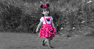 Vestido temático minnie rosa